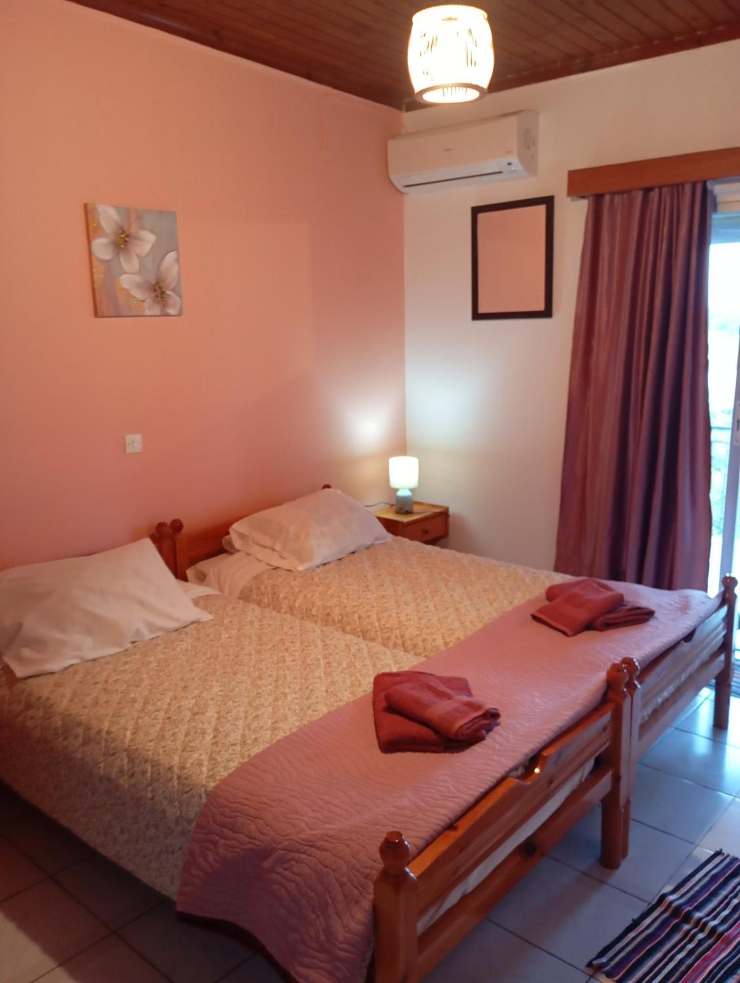 Mylonas Rooms Pandokrátor Dış mekan fotoğraf